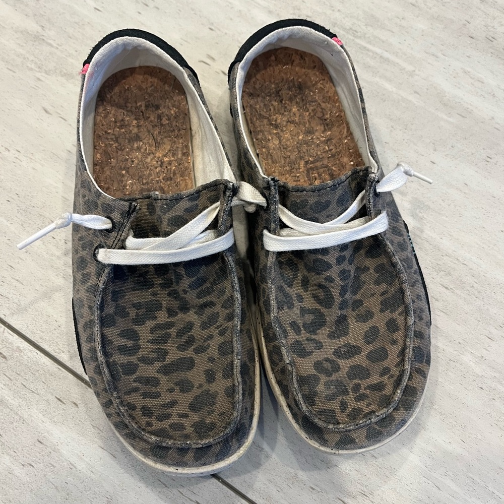 Women’s animal print Hey Dude shoes size 6